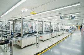 機器人替代技術(shù)工人 電子元器件生產(chǎn)引領(lǐng)工業(yè)無人化新時代